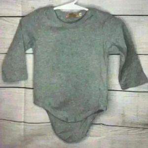 Grey Onesie (6/12 m)